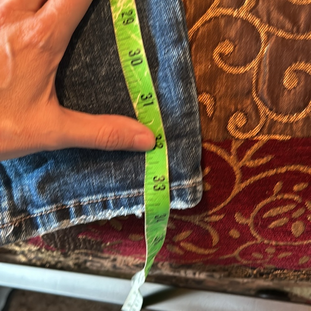Silver Jeans Sulki Capri - Picture 6 of 12